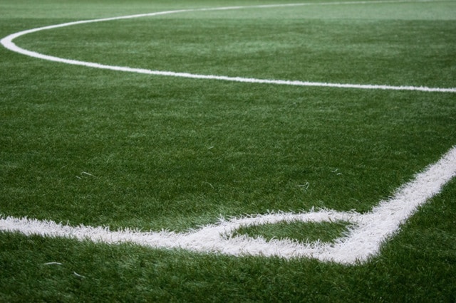 Dugnad på fotballbanen onsdag 23. mai kl. 17.